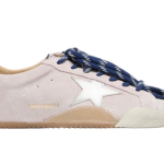 Golden Goos True-Star in pastel pink suede with silver star and heel tab(Women's)