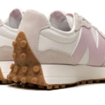 New Balance 327 Moonbeam – December Sky