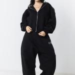 aura black pants