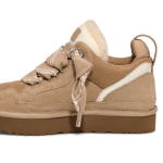UGG Lowmel – Sand