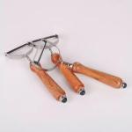 in 1 Peeler - with Wooden Handle2