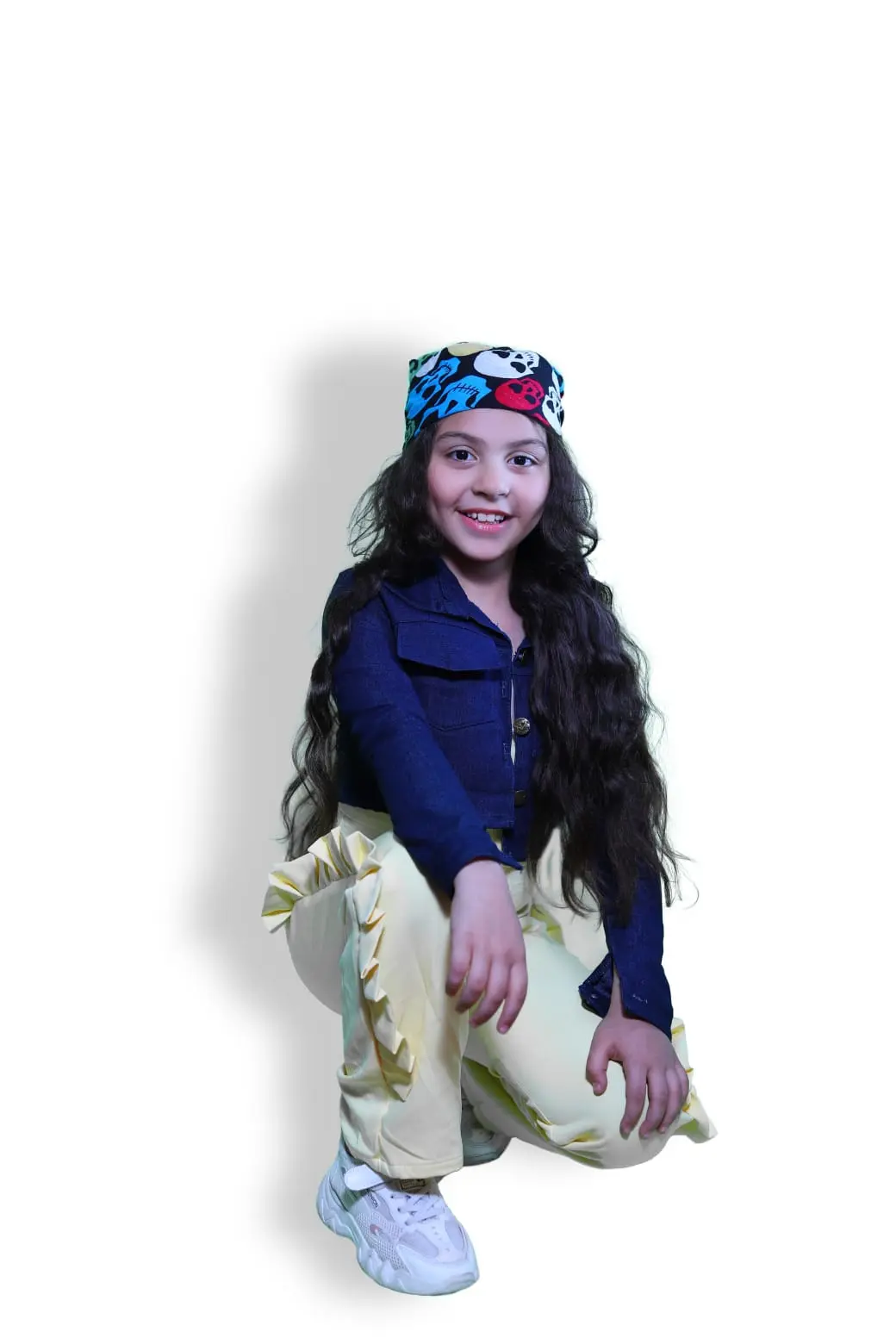 جاكيت جينز كحلي قصير تحت الصدر