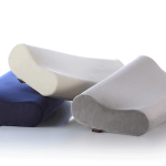 مخدة نوم طبية للسرير ميمورى فوم ألمانى مع غطاء قطيفة قابل للغسيل