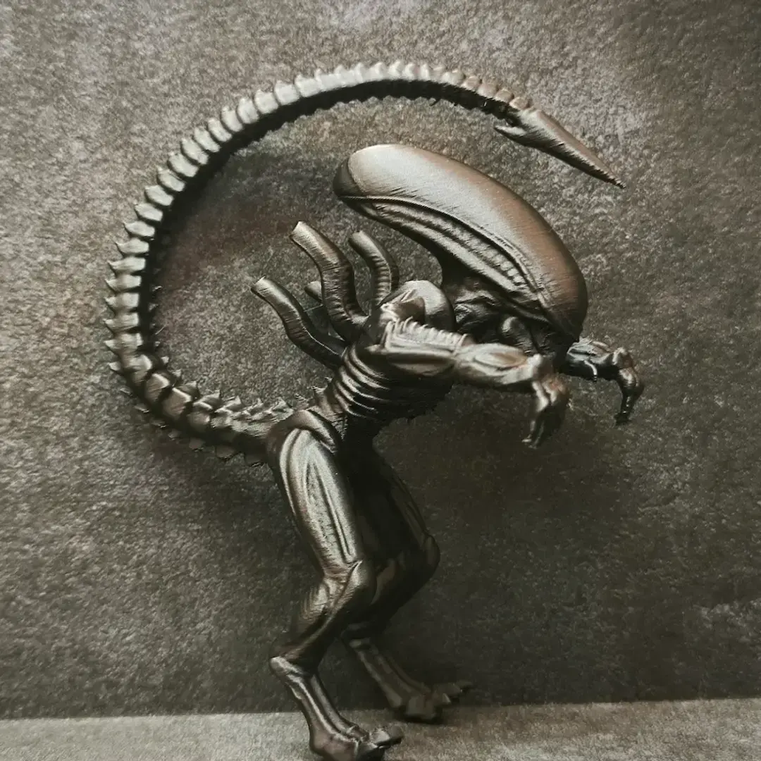 Monitor Buddy Alien