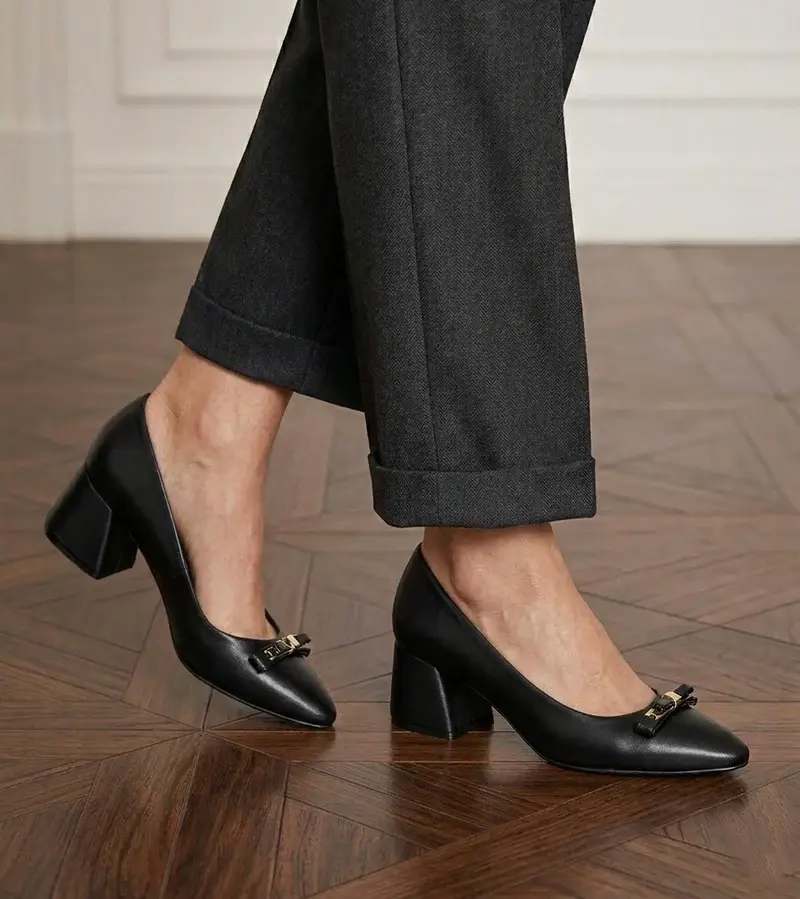 Heels with Elegant Bow BN-50