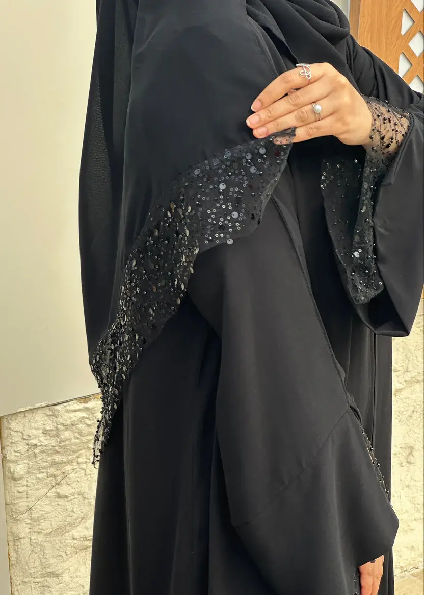 Wealth Abaya – Black