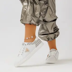 sneakers in a modern sophisticated style GS-2