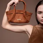 Demi Mini Camel