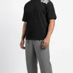 BLACK T-SHIRT