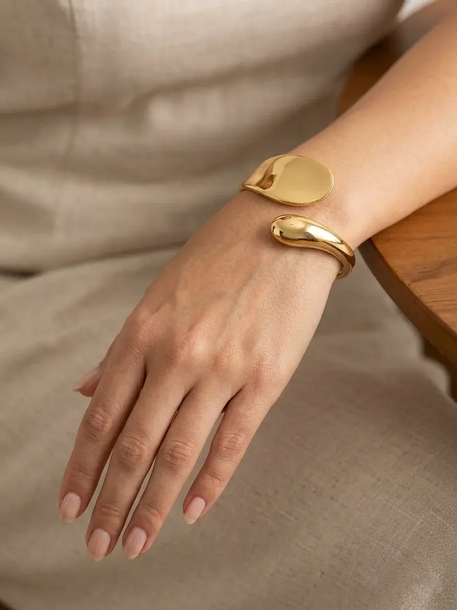 Fluid Dual Shape Cuff Bracelet BR-122