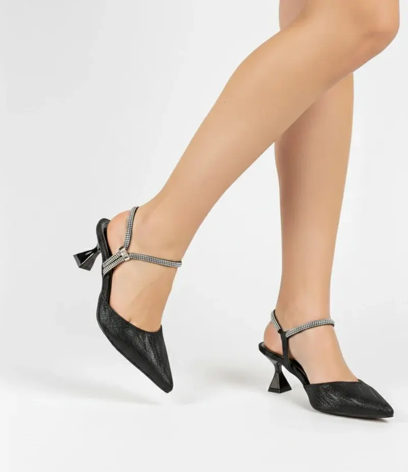 Heel with Sparkling Back Strap and Luxurious Details C-78