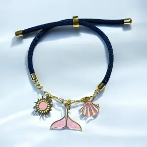 Shy sun bracelet