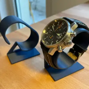 Elegance 3D-Printed Watch Display Stand