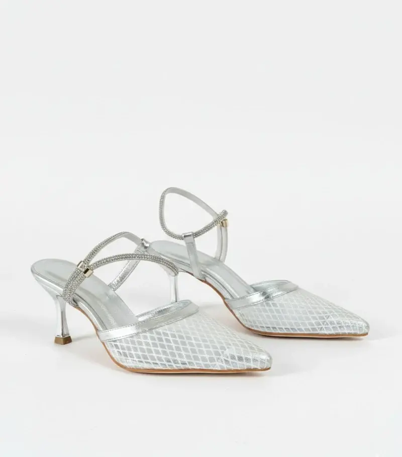 Elegant heels featuring a luxurious mesh design C-79