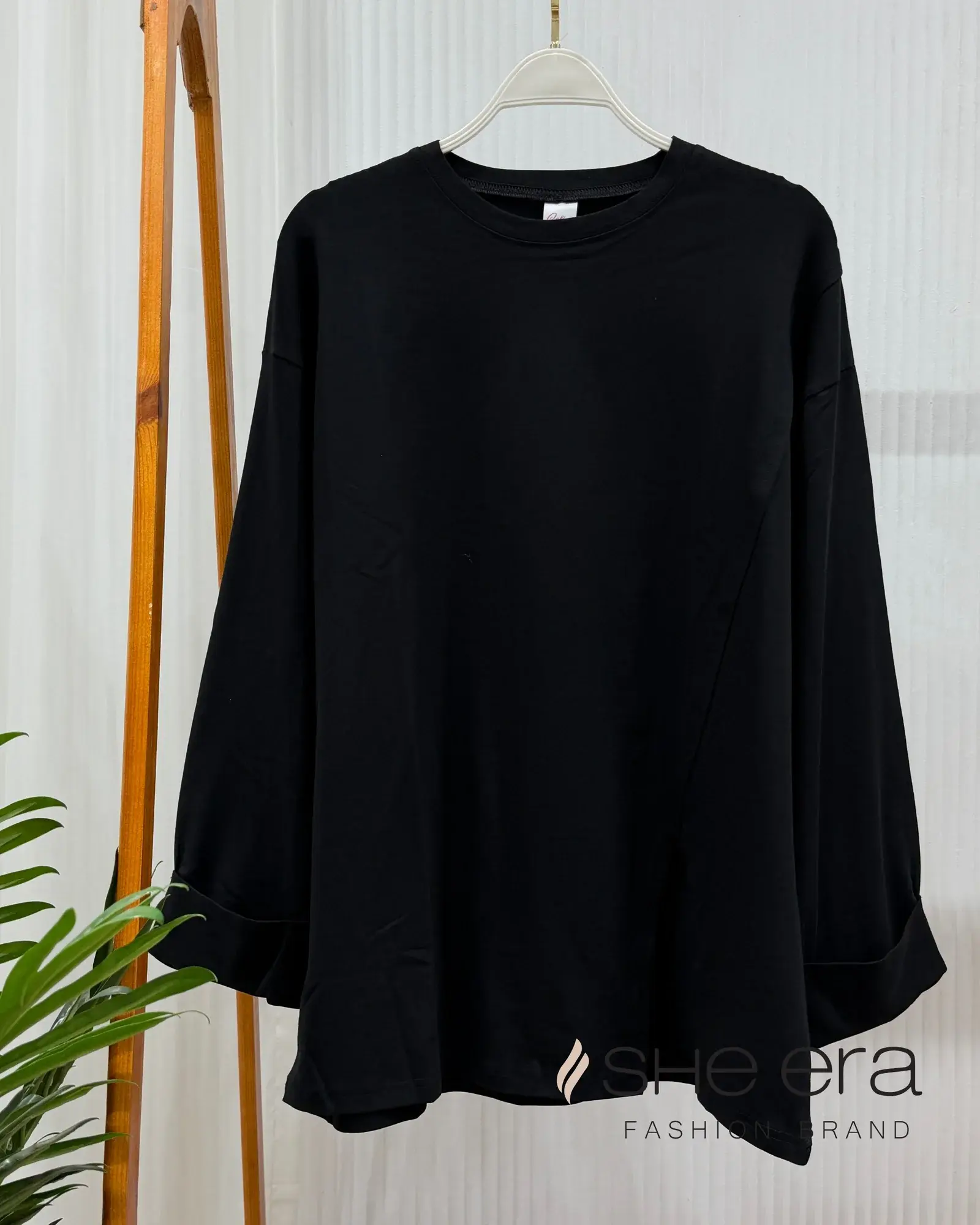 Aura T-Shirt