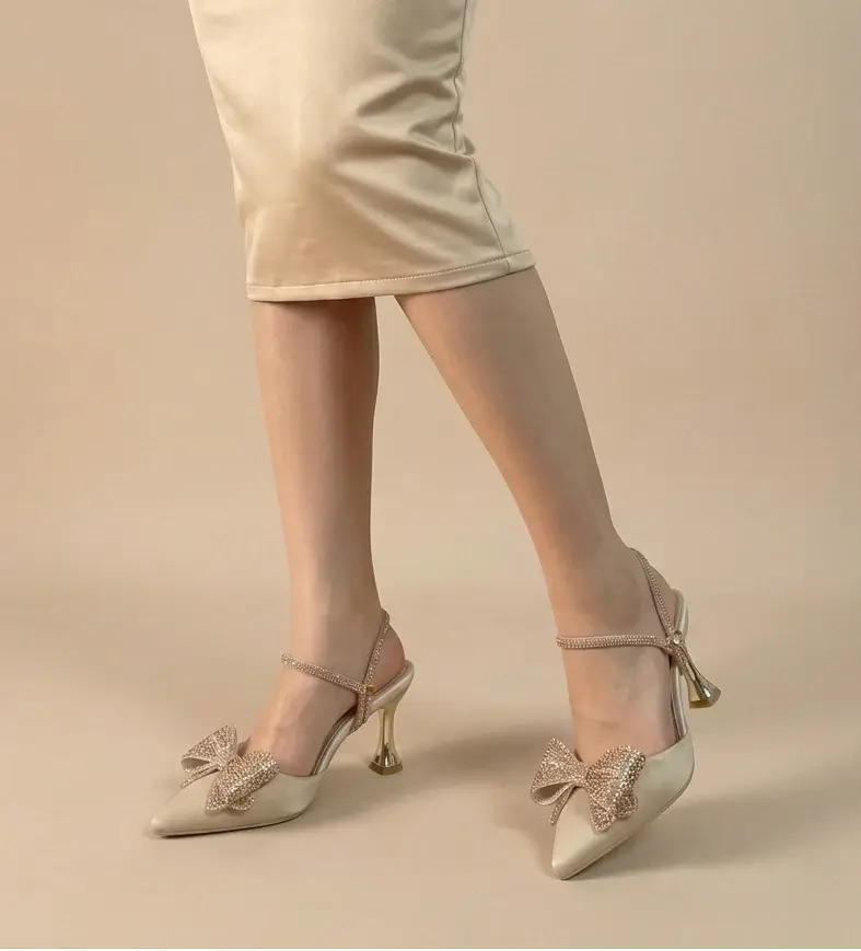 Sandal with Sparkling Bow C-90