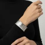 Modern Wave Texture Bangle BR-109
