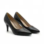 Heels with an elegant classic design C-117