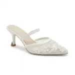 Elegant embroidery and bead details C-92