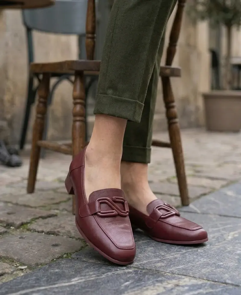 Ballerina With Classic Buckle BN-47