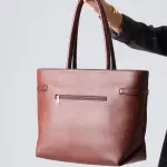 Classic Belt Detail Tote-brown