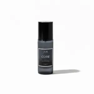 The M M Signature Core 150 ML