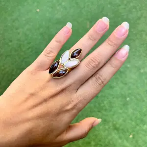 Waraq ring ( ورق )