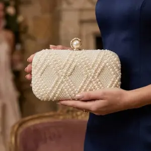 Pearl-Embellished Evening Bag with Geometric Diamond Pattern VS-70