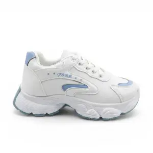 Sneakers with a different streamlined sole L-7