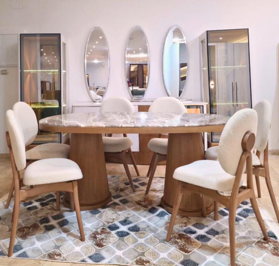 oval dining room