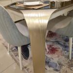 gold dining room