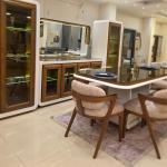 curve dining room