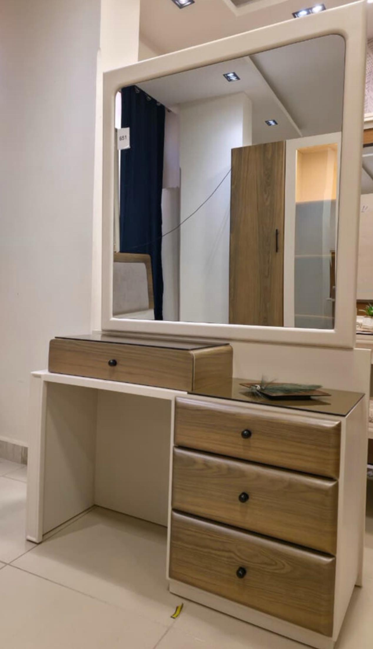 beru youth bedroom