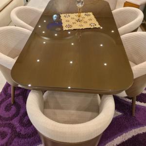 moon dining room