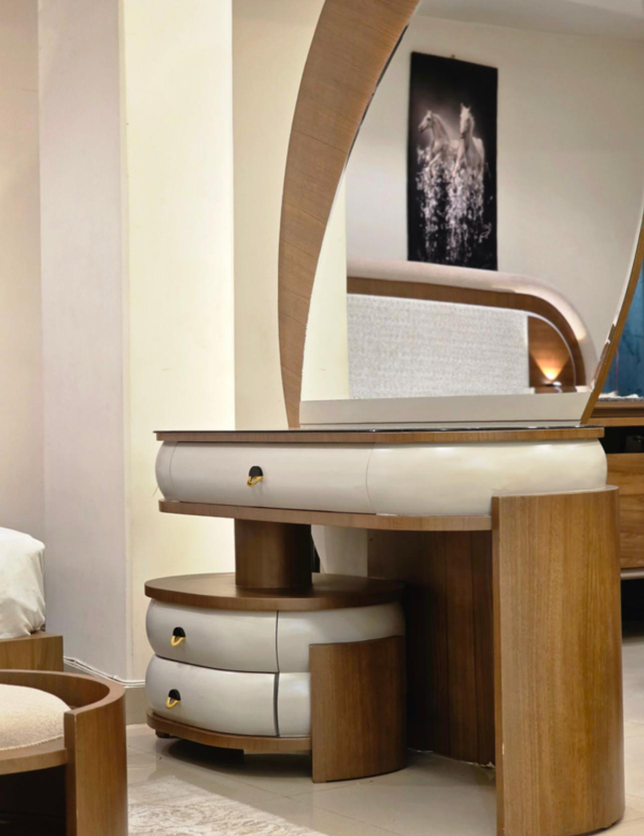 browny modern bedroom