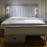 gray bedroom