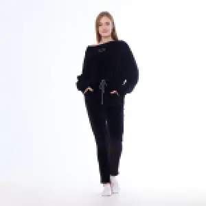Embroidered Winter Pajama – Cozy Oversized Comfort for All Occasions