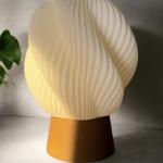 The hestra lamp
