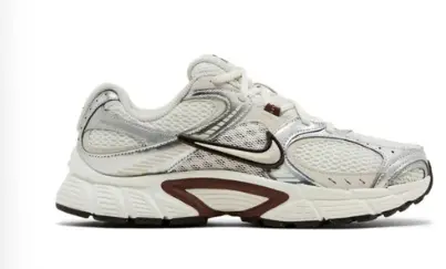 Nike Wmns V5 RNR 'Sail Fauna Brown