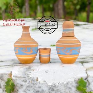 قارورة بالكوب ملونة