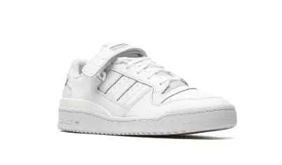 adidas Forum Low Triple White