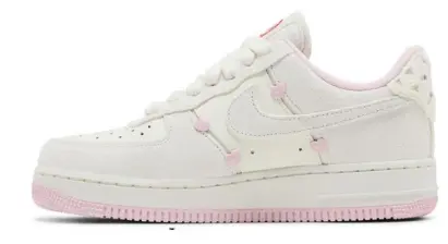 Nike Air Force 1 Low - Valentine's Day 2025
