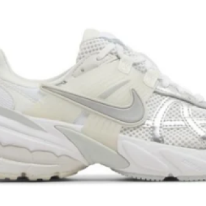 Nike V2K Run 'Metallic Silver'