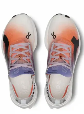 On Running Cloudboom Strike White/Flame