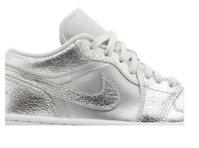 Nike Air Jordan 1 Low 'Metallic Silver'