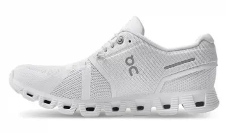 On Running Cloud 5 All White