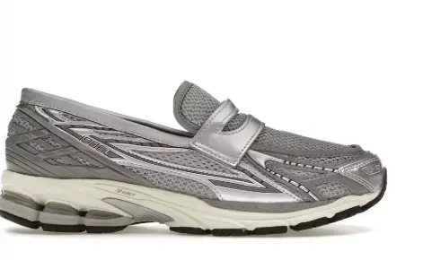 New Balance 1906L metallic silver
