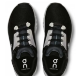On Running Cloudstratus 3 Black/Frost