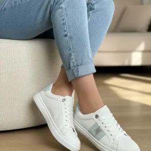 Casual Sneaker with Stylish Side Stripes SN-23