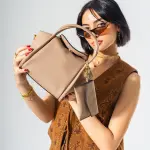-43% Geometric Structure Handbag